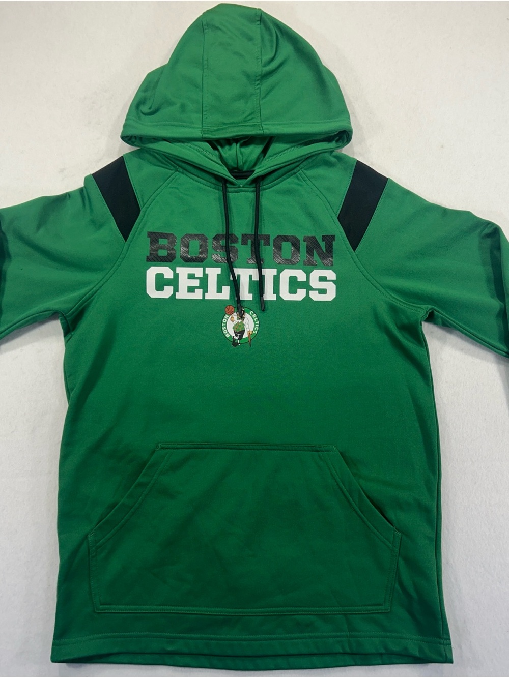Boston Celtics NBA Men’s Medium Green Pullover Hoodie Basketball